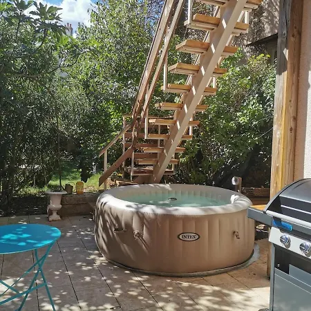 Cozy En Centre Dans Un Ecrin De Verdure Lägenhet *