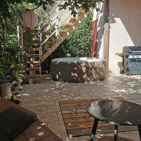 Cozy En Centre Dans Un Ecrin De Verdure شقة *